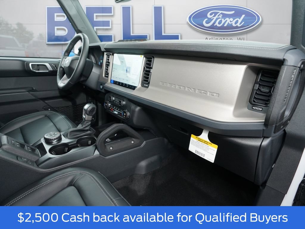 New 2025 Ford Bronco Outer Banks w/ Sasquatch Package image 18