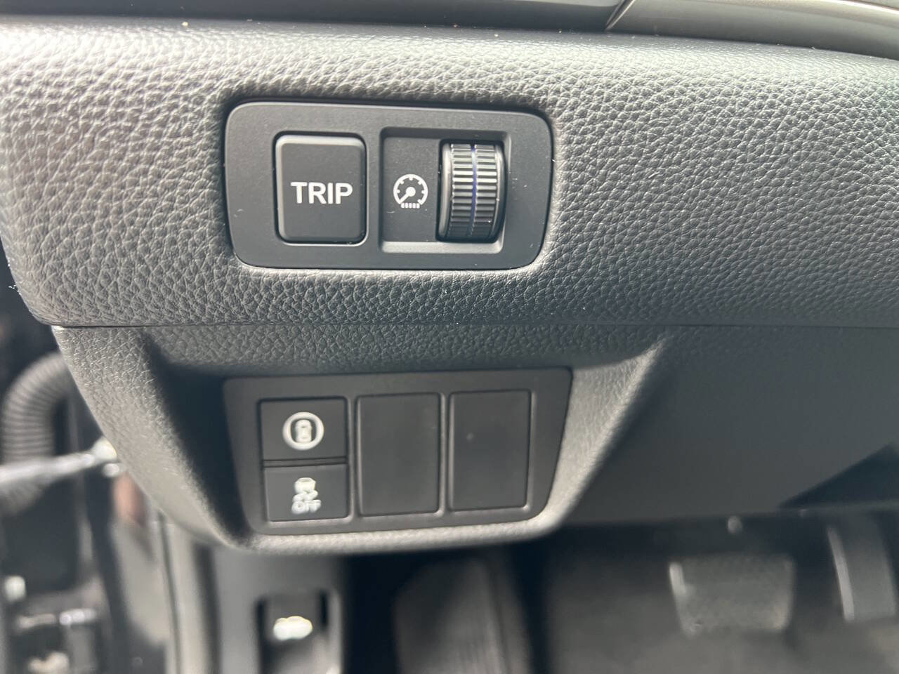 Used 2021 Honda Accord LX image 11