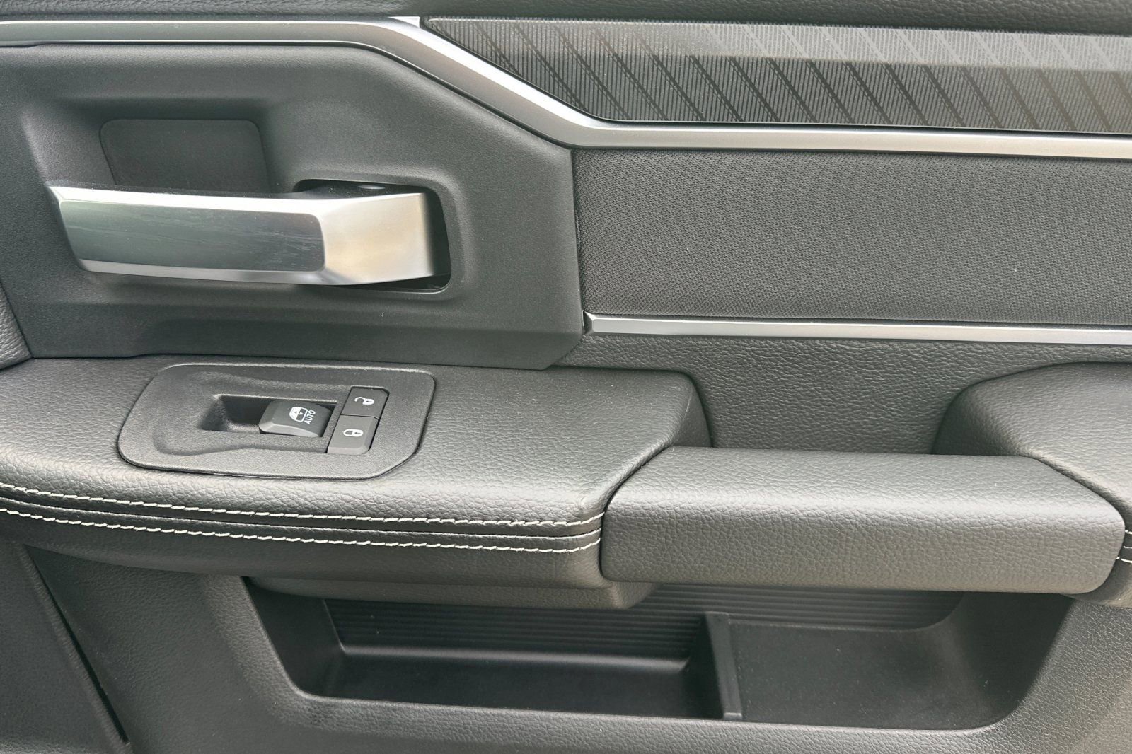 New 2026 RAM 5500 Tradesman image 20
