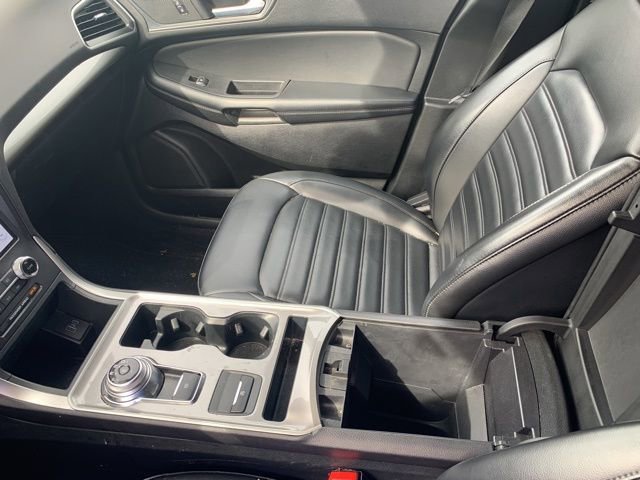 Used 2024 Ford Edge SEL image 32