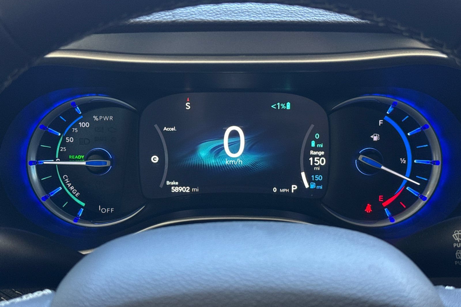 Used 2023 Chrysler Pacifica Touring-L FWD image 25