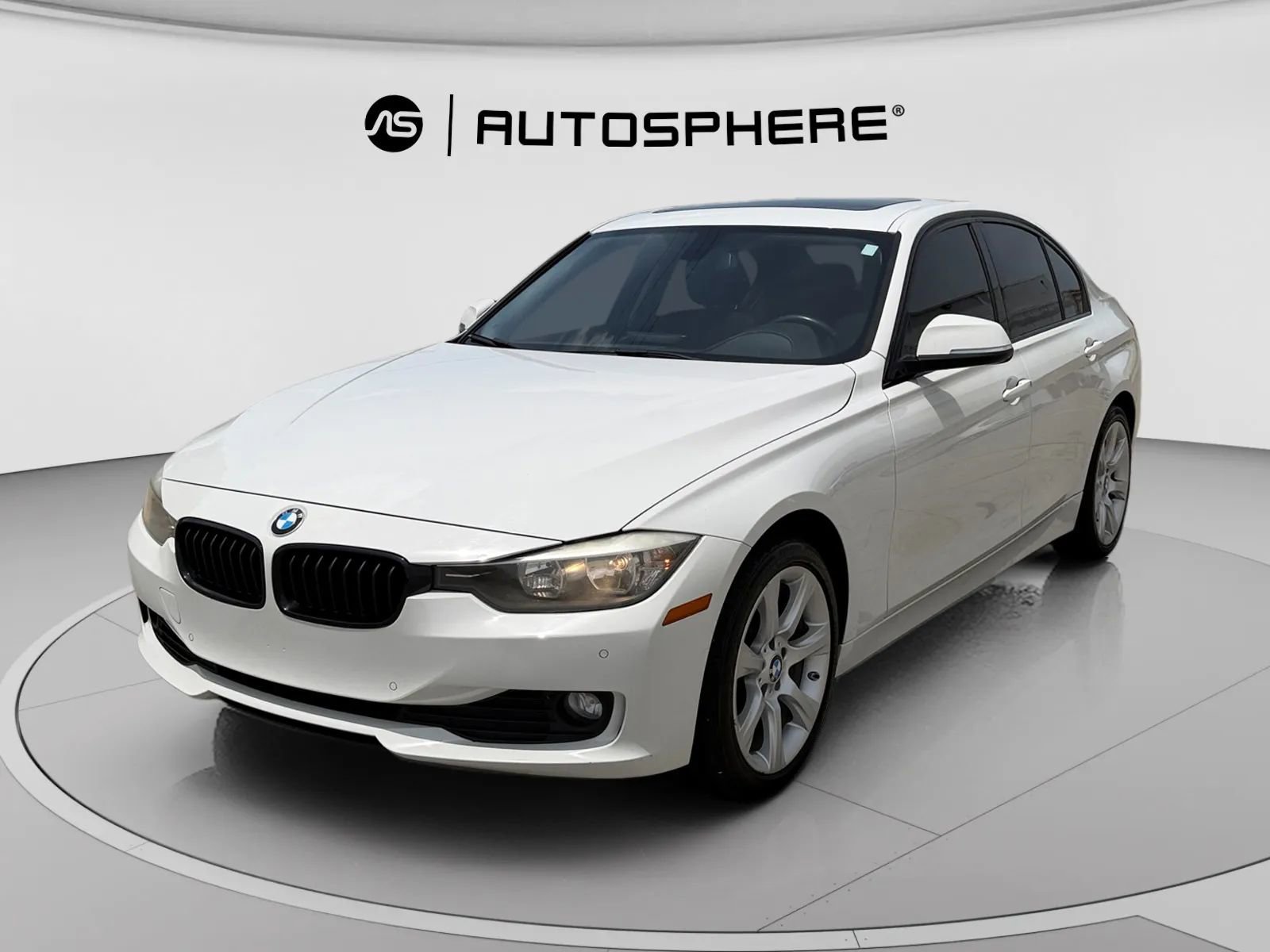 Used 2015 BMW 320i Sedan RWD image 4