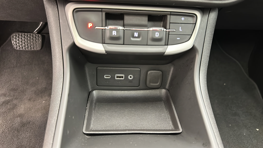 Used 2023 GMC Terrain SLE w/ Driver Convenience Package AWD/4WD image 19