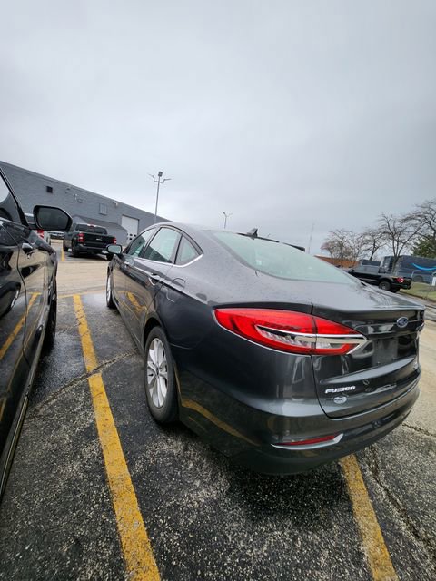 Used 2020 Ford Fusion SE image 16