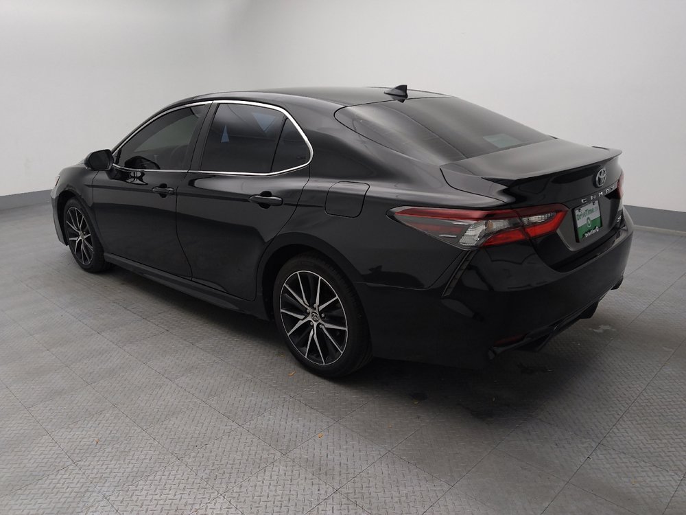 Used 2023 Toyota Camry SE FWD image 5