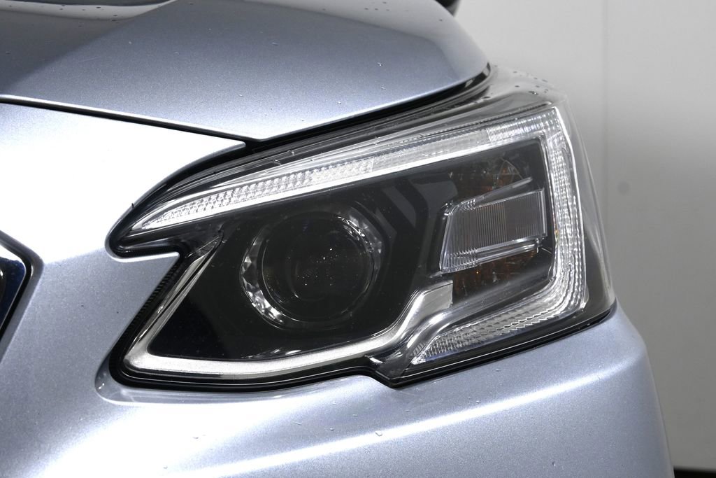 Used 2022 Subaru Outback Limited image 11