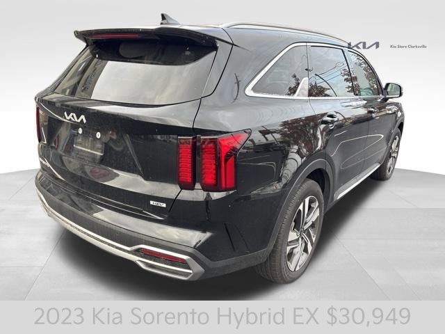 Certified 2023 Kia Sorento EX image 8