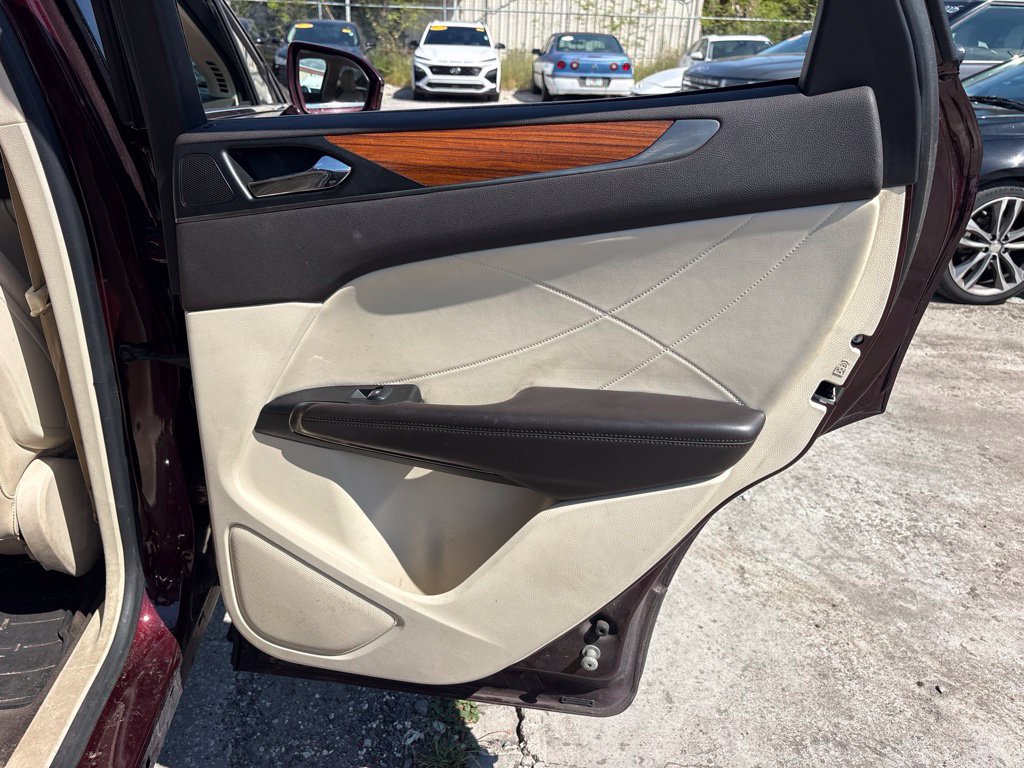 Used 2016 Lincoln MKC Reserve w/ Lincoln MKC Climate Package FWD image 20