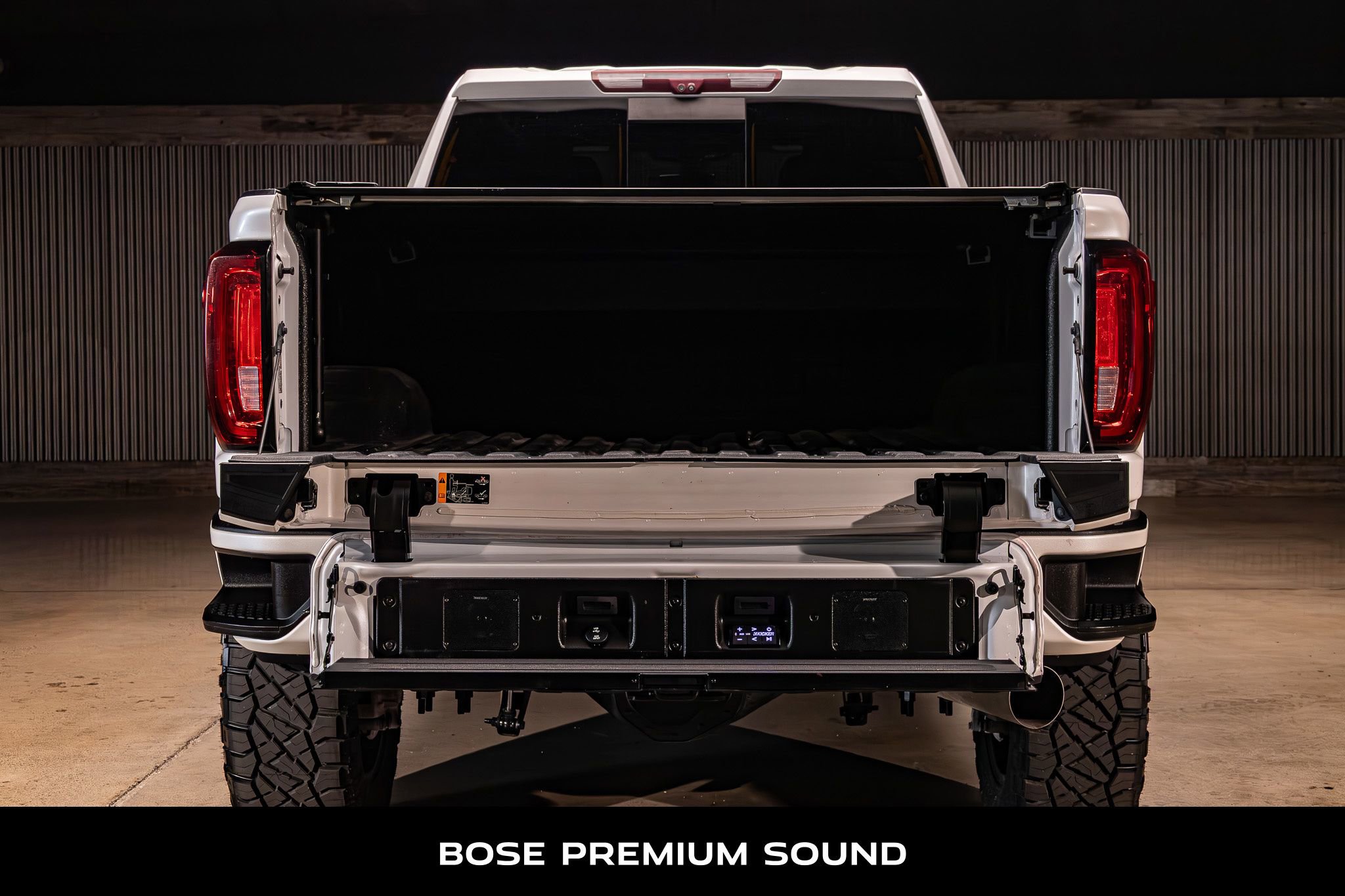 Used 2022 GMC Sierra 2500 Denali w/ Denali Ultimate Package image 9