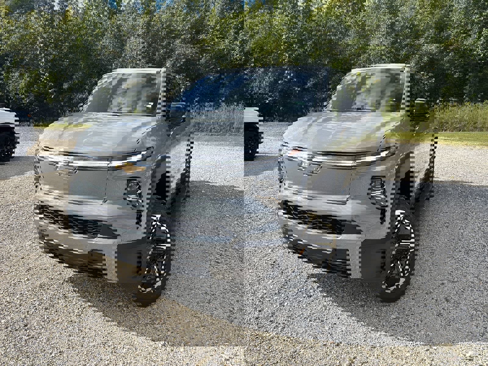 New 2026 Chevrolet Silverado EV LT w/ Premium Package image 10