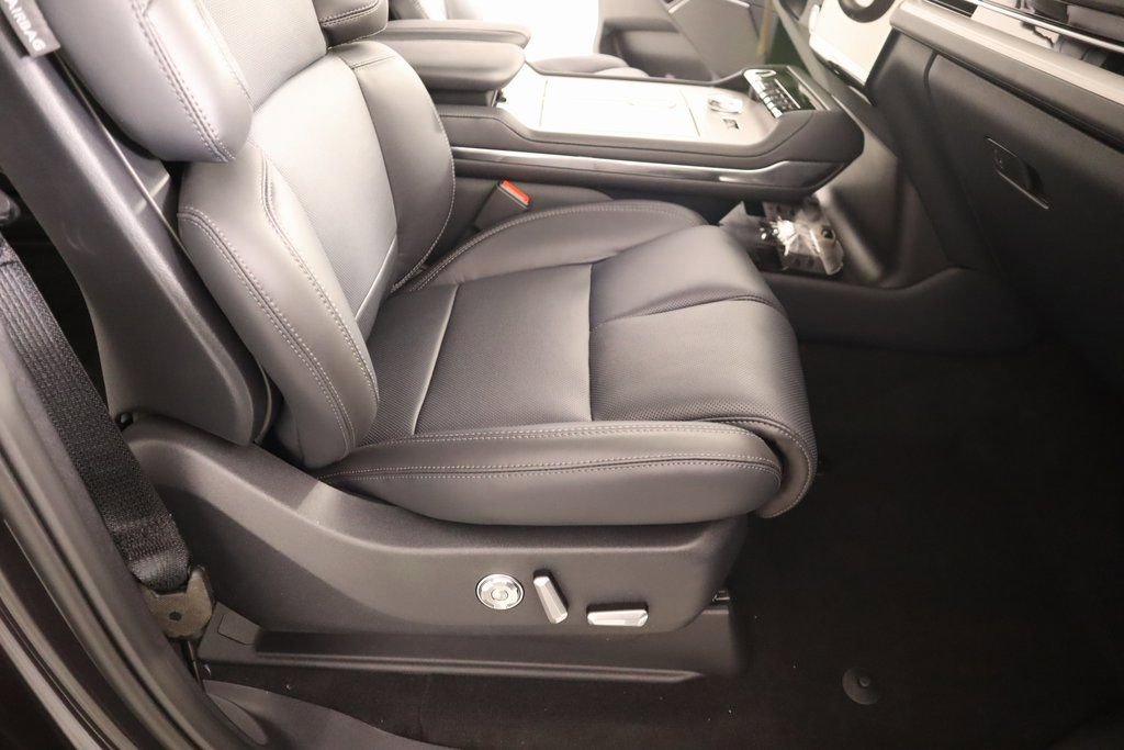 New 2025 Lincoln Navigator Reserve image 15