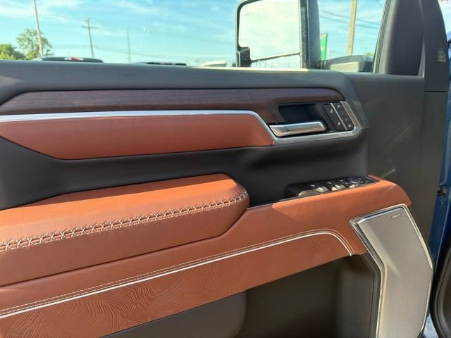 New 2026 GMC Sierra 2500 Denali Ultimate AWD/4WD image 14