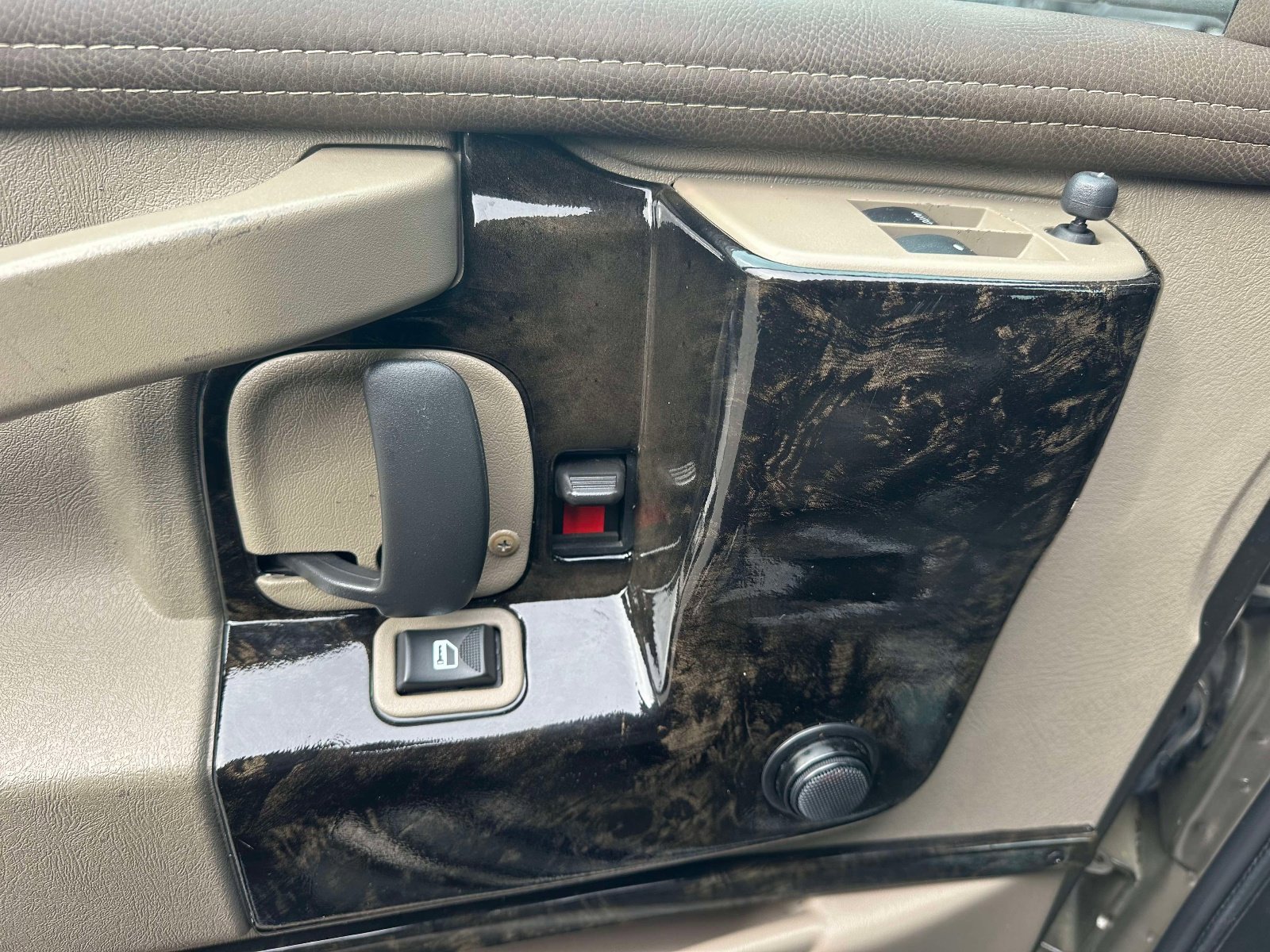 Used 2022 Chevrolet Express 2500 Extended w/ Enhanced Convenience Package image 23