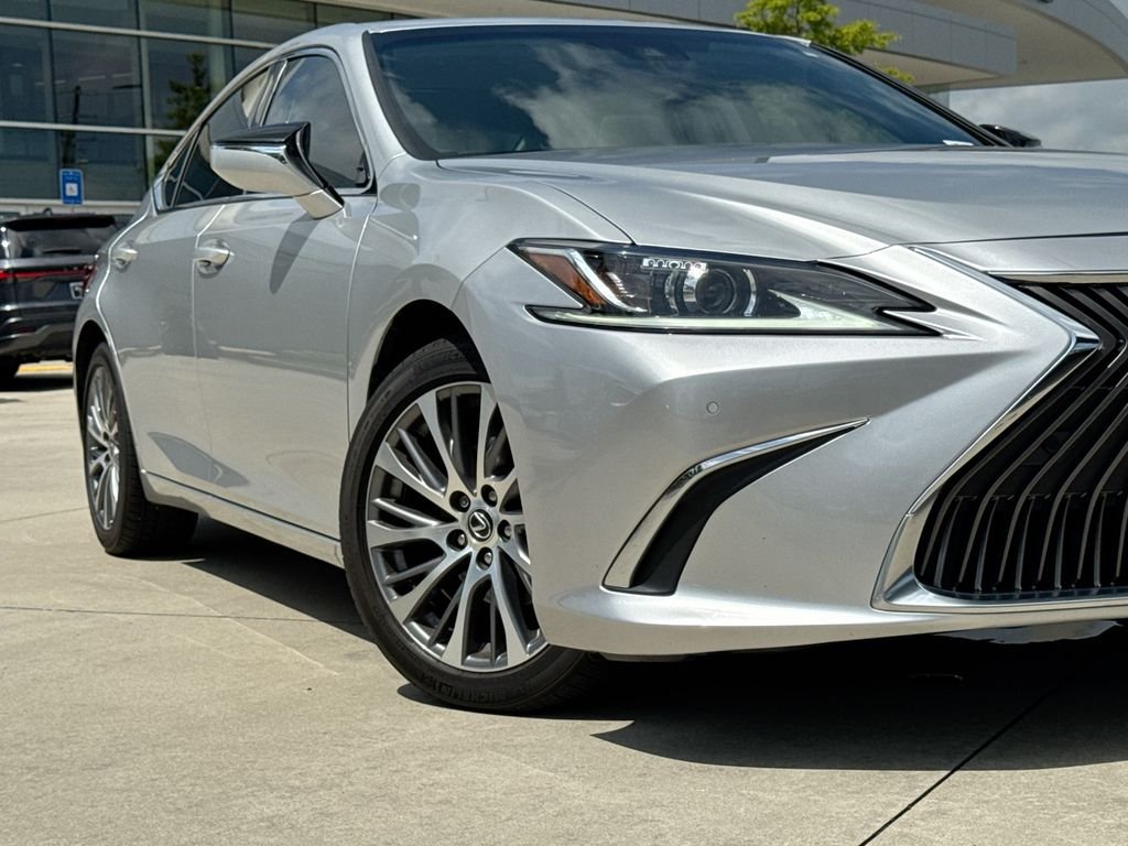 Used 2019 Lexus ES 350 w/ Premium Package FWD image 9