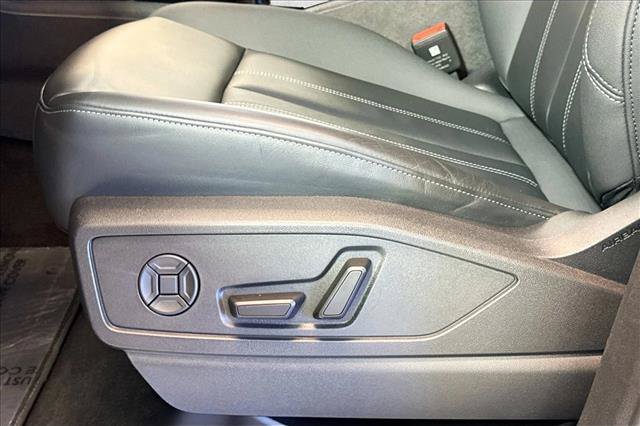 Used 2025 Audi Q5 Premium AWD/4WD image 17
