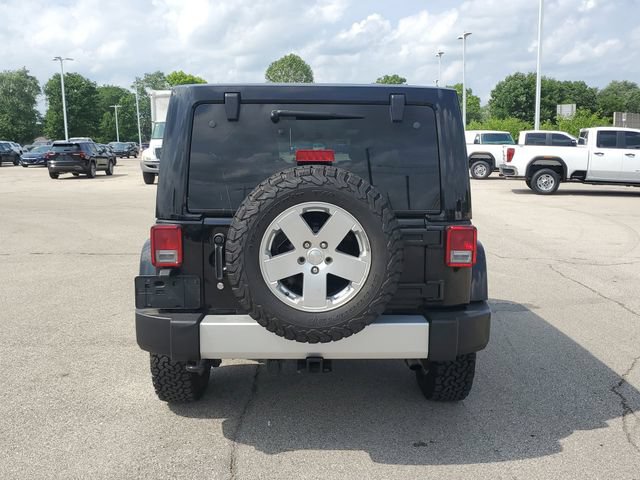 Used 2011 Jeep Wrangler Unlimited Sahara w/ Dual Top Group AWD/4WD image 5