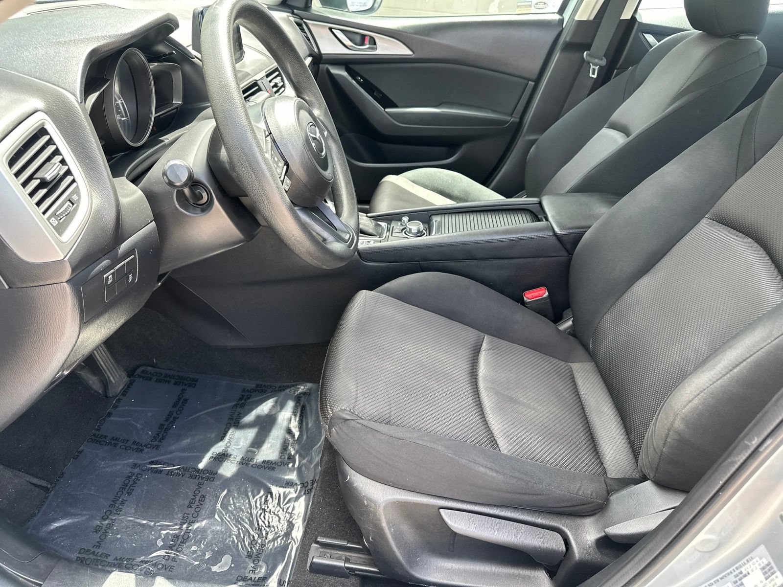 Used 2017 MAZDA MAZDA3 Sport FWD image 10