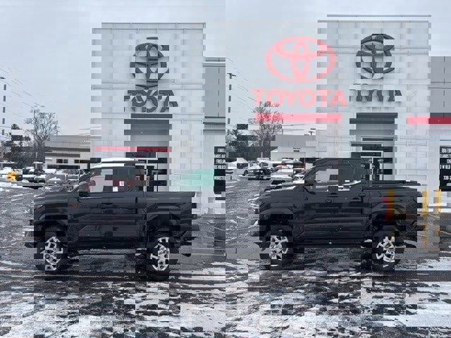 New 2026 Toyota Tacoma SR5 image 2