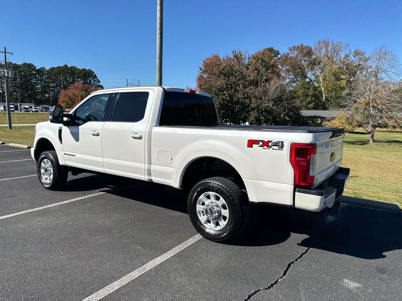 Used 2019 Ford F250 Lariat w/ Lariat Ultimate Package image 8