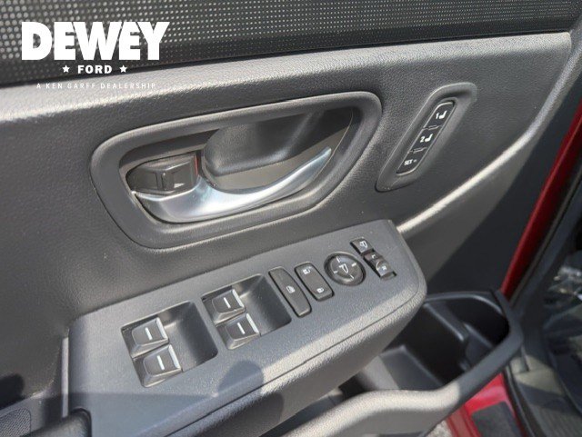 Used 2025 Honda Pilot Black Edition image 11