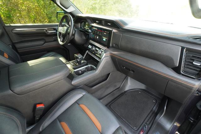 Used 2023 GMC Sierra 1500 AT4 w/ AT4 Premium Package image 25