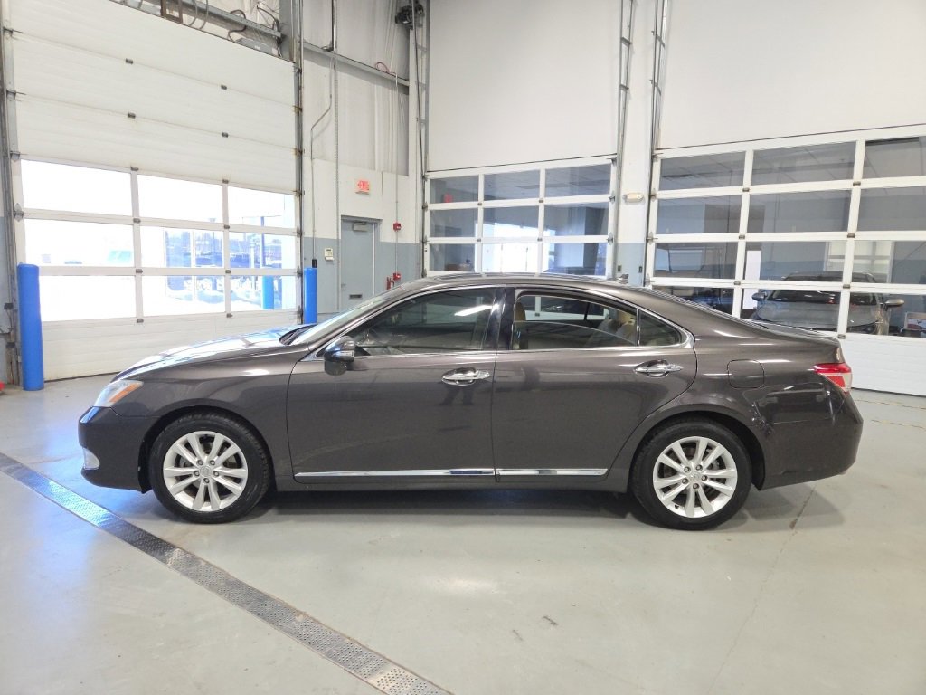 Used 2012 Lexus ES 350 image 2