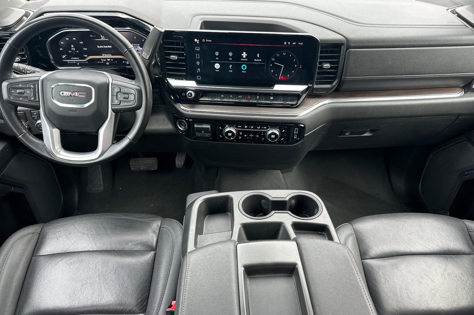 Used 2025 GMC Sierra 1500 SLT RWD image 15