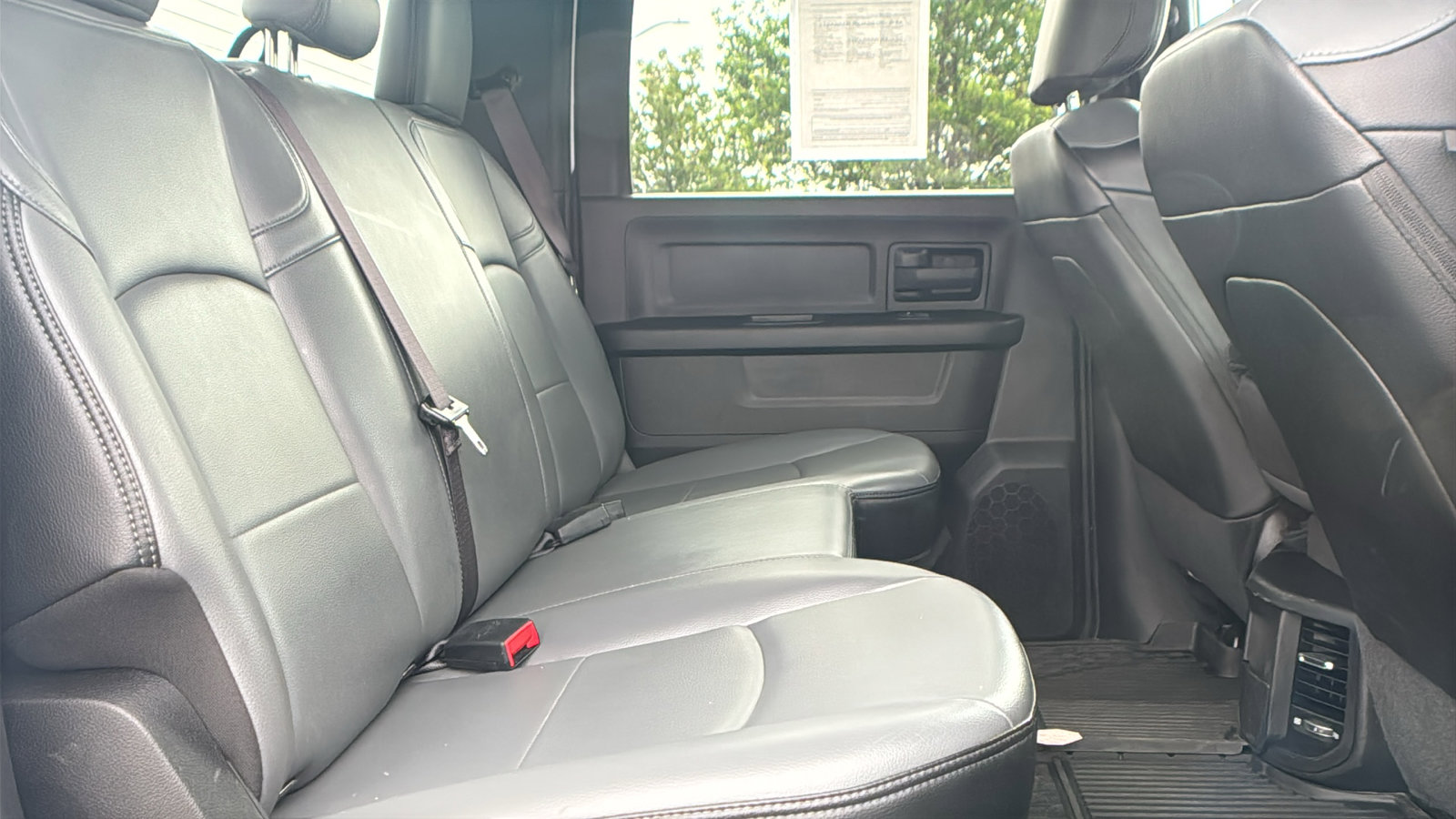 Used 2022 RAM 2500 Tradesman w/ Chrome Appearance Group image 19