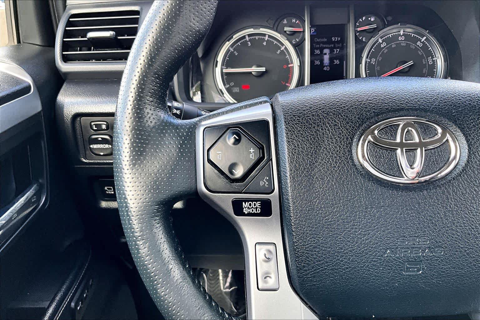 Used 2023 Toyota 4Runner Limited AWD/4WD image 24