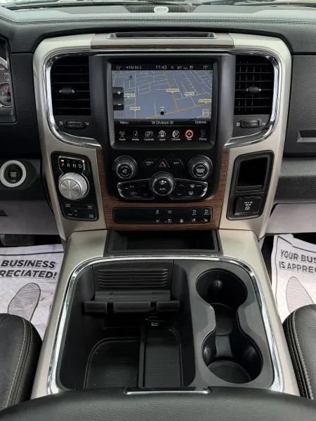 Used 2017 RAM 1500 Laramie w/ Convenience Group AWD/4WD image 30