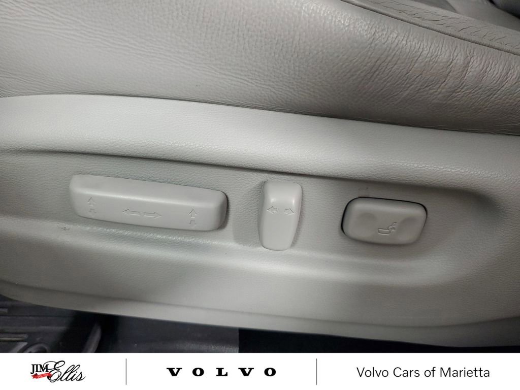 Used 2020 Honda Pilot Touring image 23