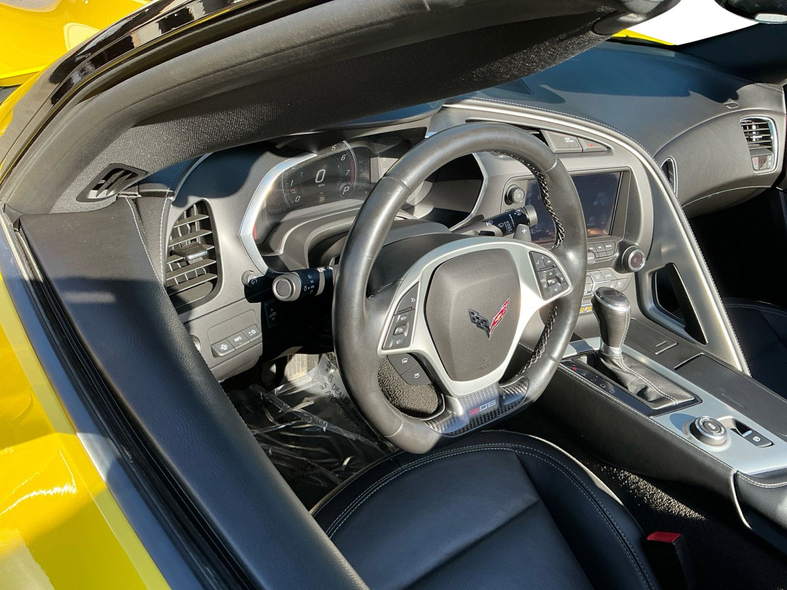 Used 2016 Chevrolet Corvette Z06 w/ 2LZ Preferred Equipment Group image 11