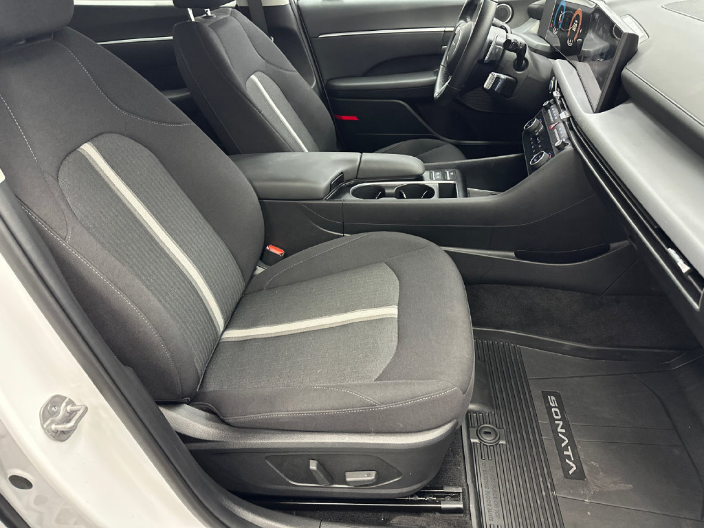 Certified 2025 Hyundai Sonata SEL FWD image 14