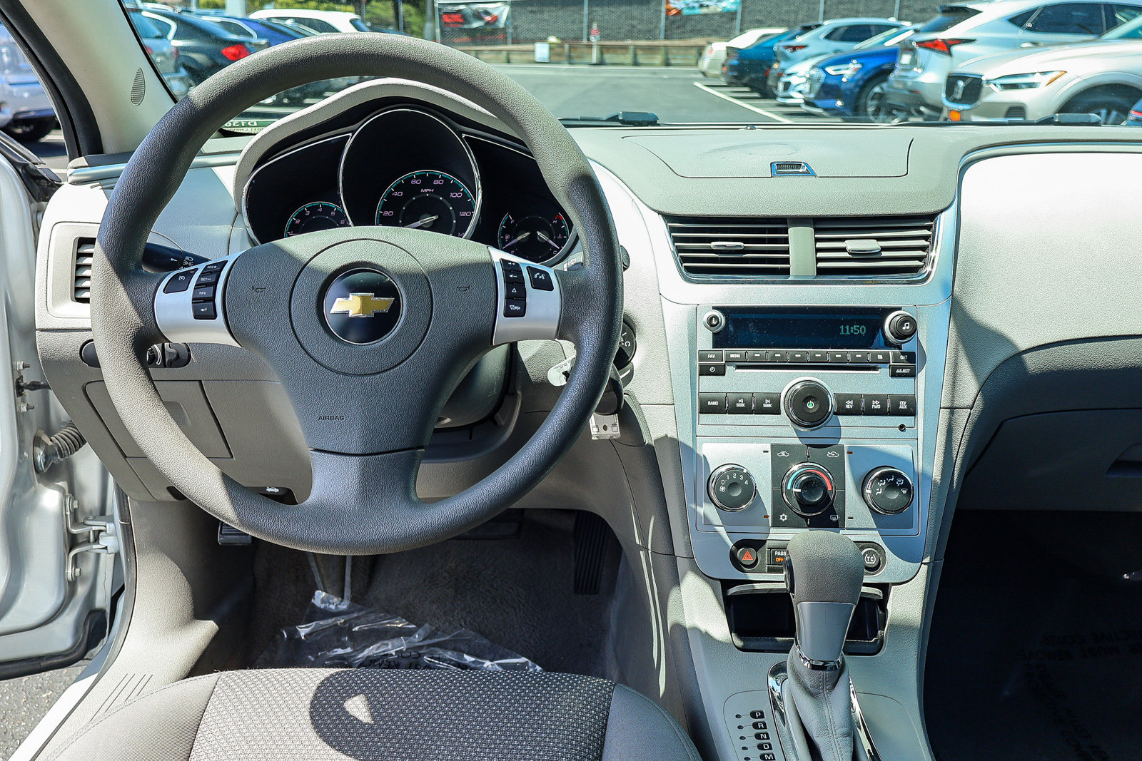 Used 2011 Chevrolet Malibu LS FWD image 3