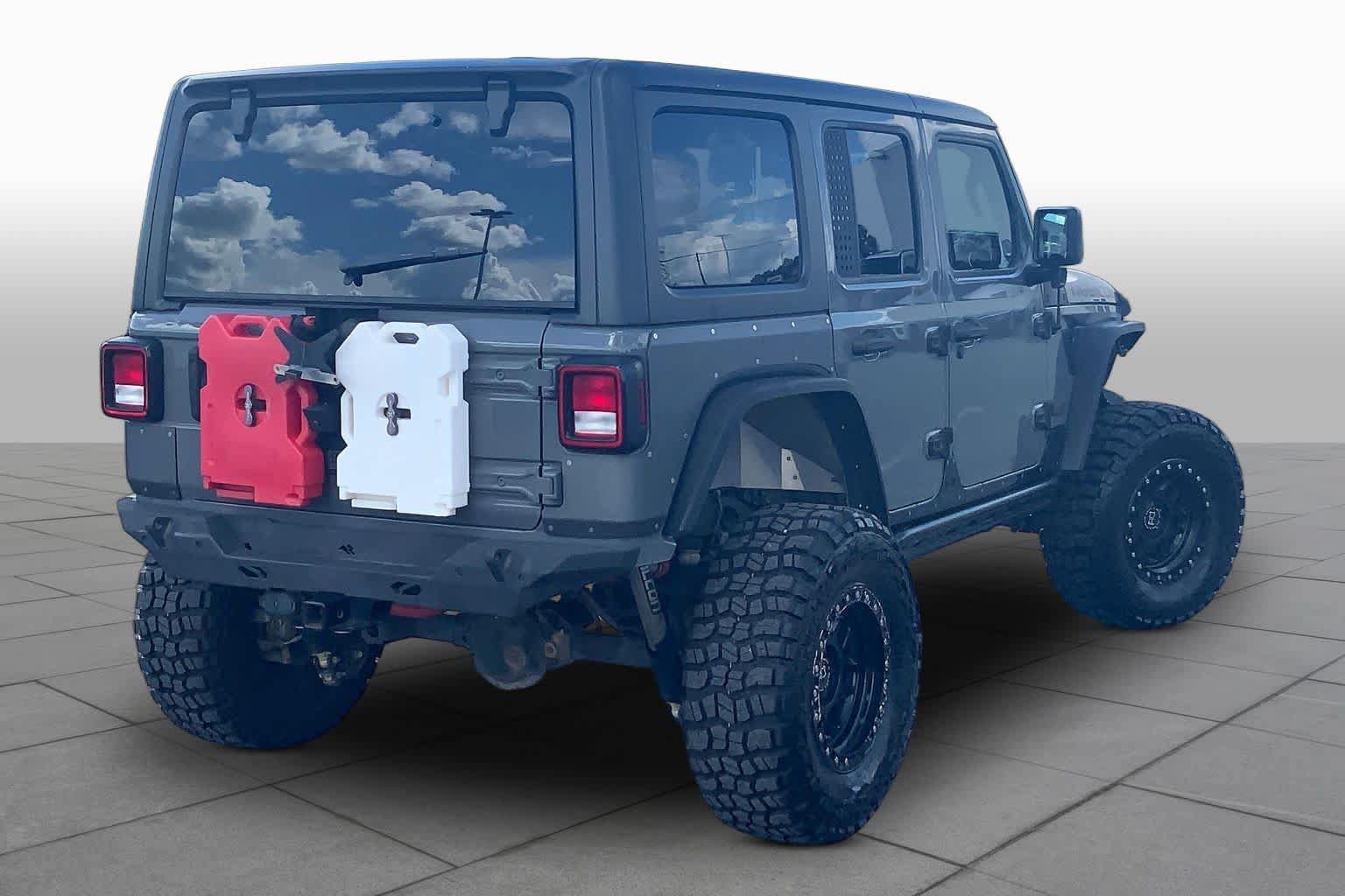 Used 2021 Jeep Wrangler Unlimited Rubicon AWD/4WD image 12