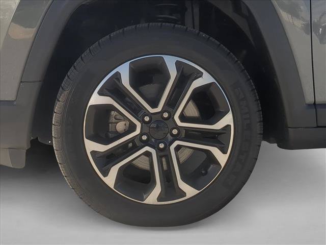 Used 2022 Jeep Compass Limited w/ Sun and Sound Group AWD/4WD image 23