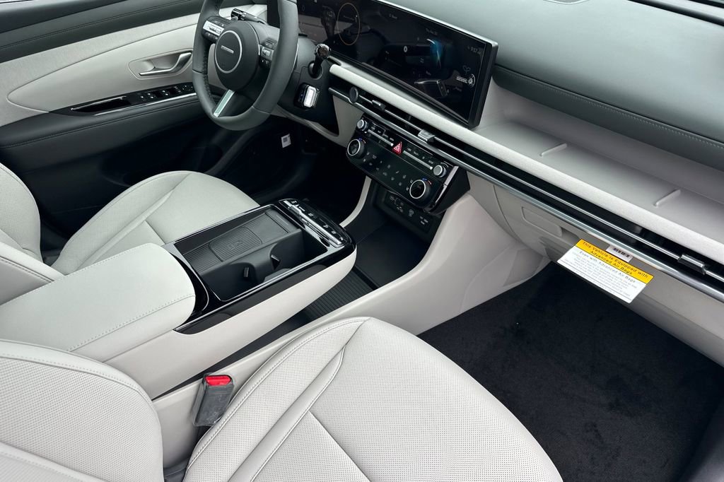 New 2026 Hyundai Tucson Limited image 13