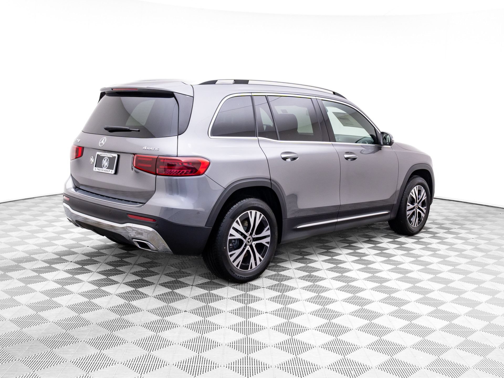 New 2026 Mercedes-Benz GLB 250 4MATIC image 5