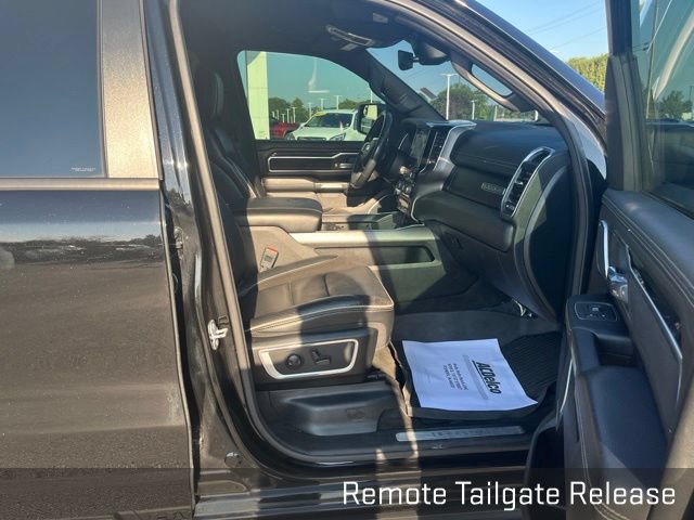Used 2022 RAM 1500 Laramie AWD/4WD image 43