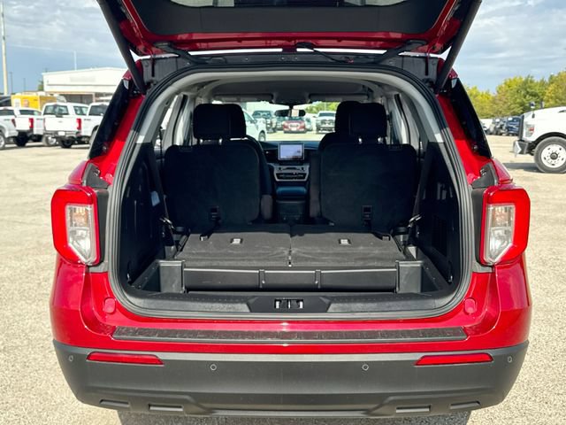 Certified 2023 Ford Explorer XLT RWD image 23