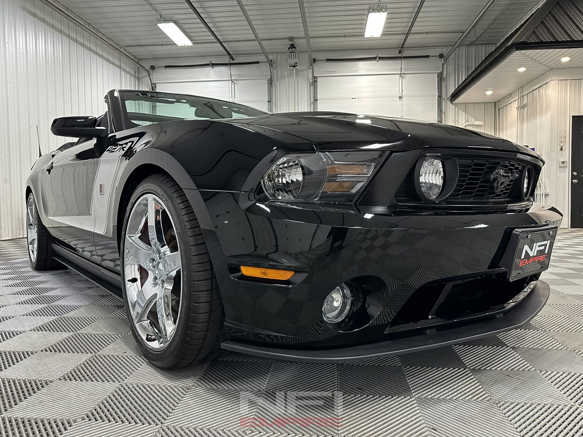 Used 2010 Ford Mustang GT image 23