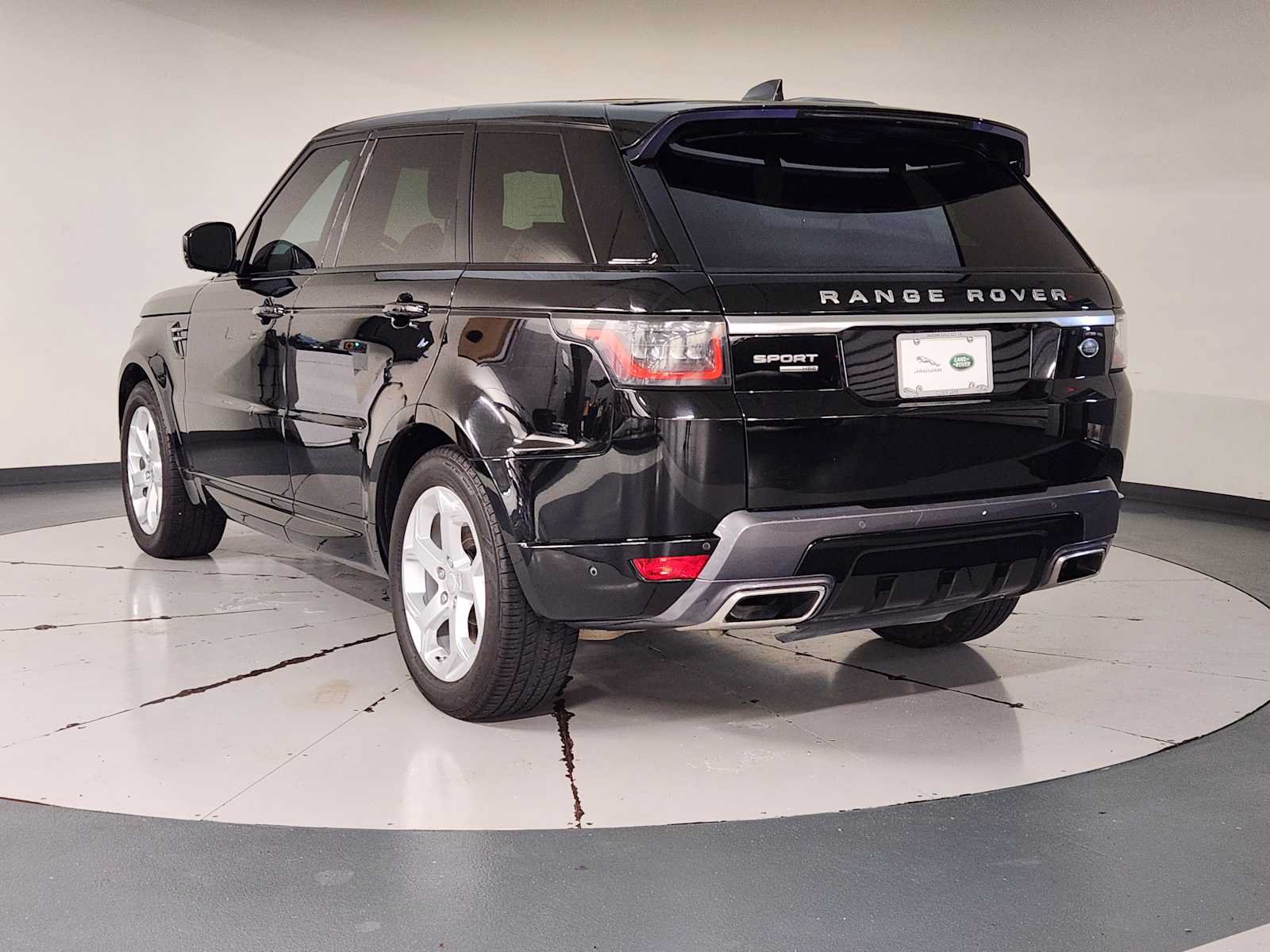 Used 2018 Land Rover Range Rover Sport HSE AWD/4WD image 6
