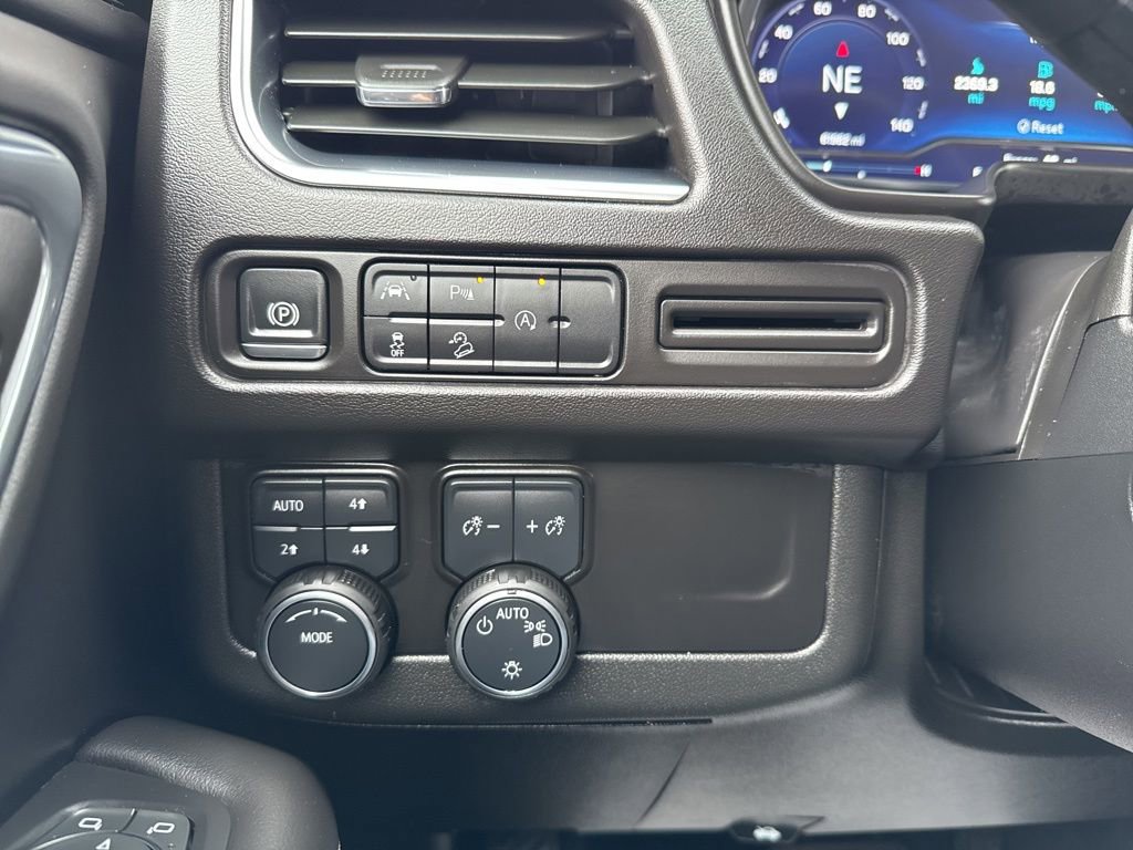 Used 2024 Chevrolet Tahoe Premier image 26