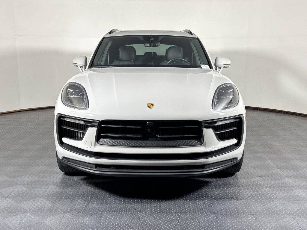 Certified 2023 Porsche Macan S AWD/4WD image 10