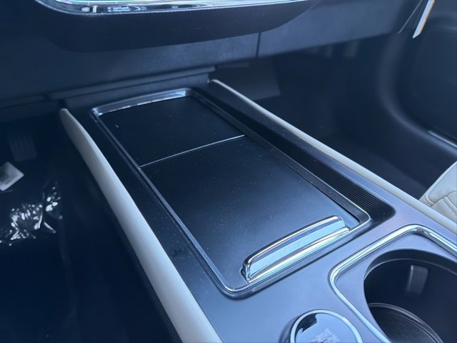 New 2026 Lincoln Corsair Premiere image 14