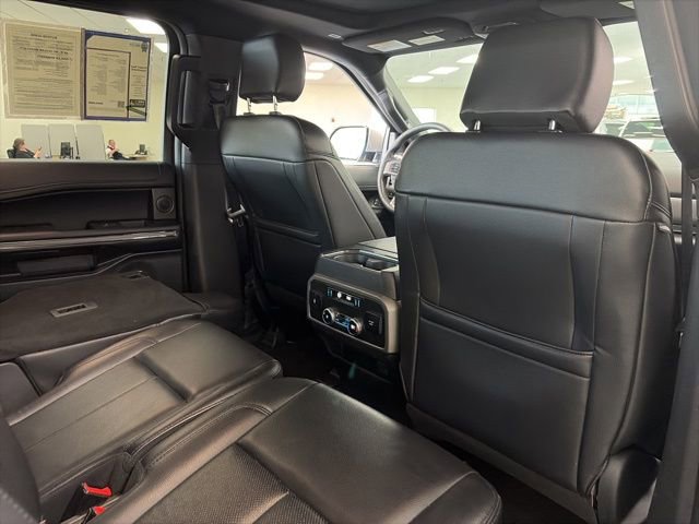 Used 2019 Ford Expedition XLT w/ Equipment Group 202A image 12