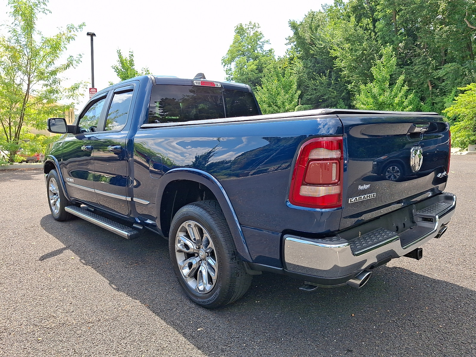 Used 2020 RAM 1500 Laramie AWD/4WD image 4