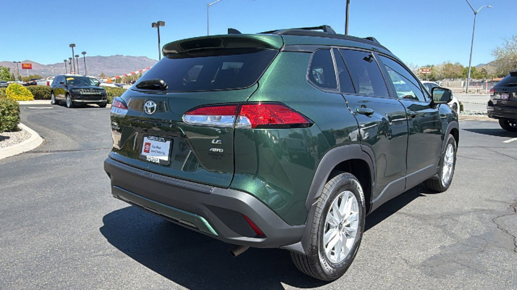 Certified 2025 Toyota Corolla Cross LE AWD/4WD image 3