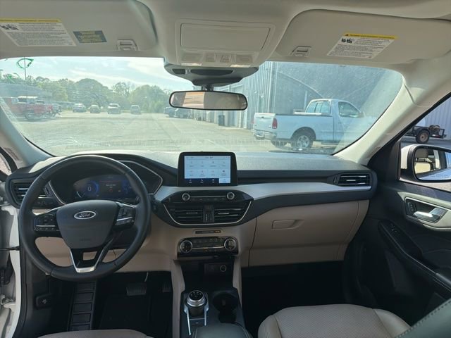 Used 2022 Ford Escape SEL w/ Technology Package image 10