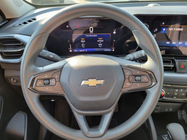 Used 2025 Chevrolet TrailBlazer LT AWD/4WD image 11